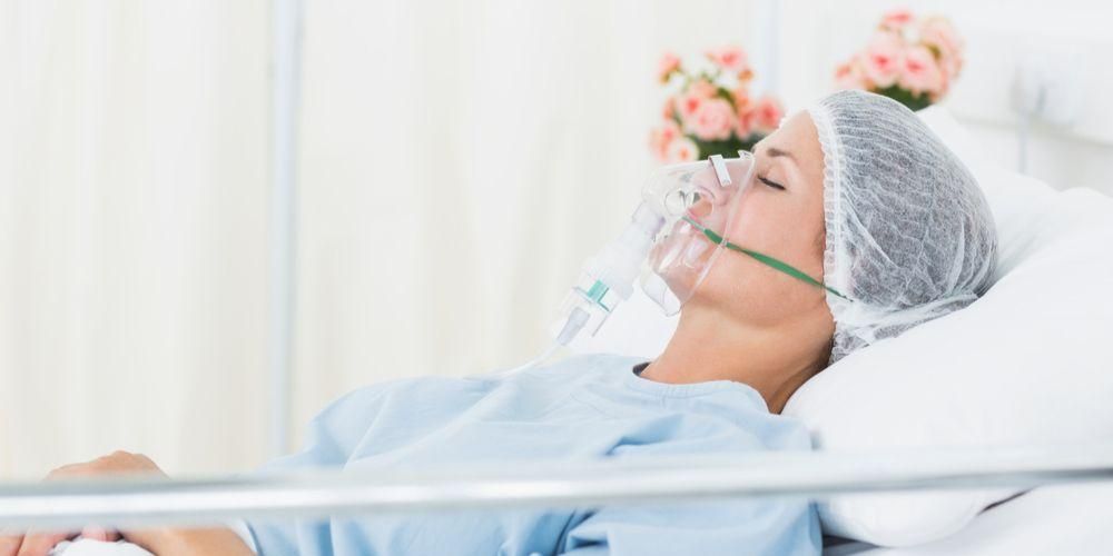 呼吸器系の問題を抱えるCovid-19患者の人工呼吸器の機能を知る