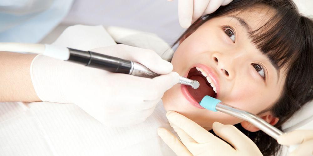 علاج انتفاخ اللثة حسب توصيات طبيب الاسنان