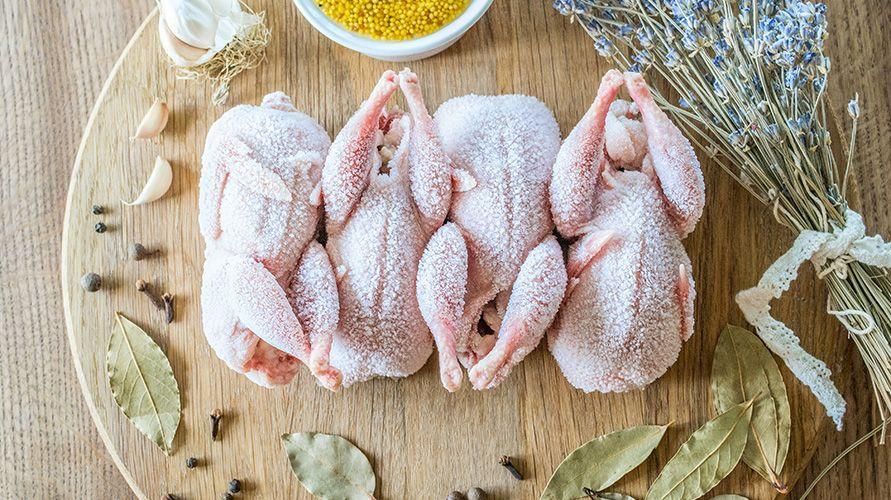 Non essere negligente, sappi come scongelare il pollo congelato che è sicuro per la salute