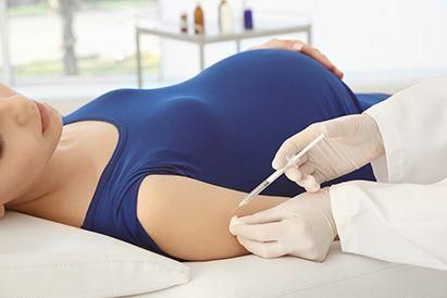 妊娠中の女性のためのワクチン、許可および禁止されているものはどれですか？