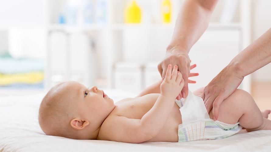 Cause di bambini schiumosi, indicazioni di ingoiare troppo latte materno
