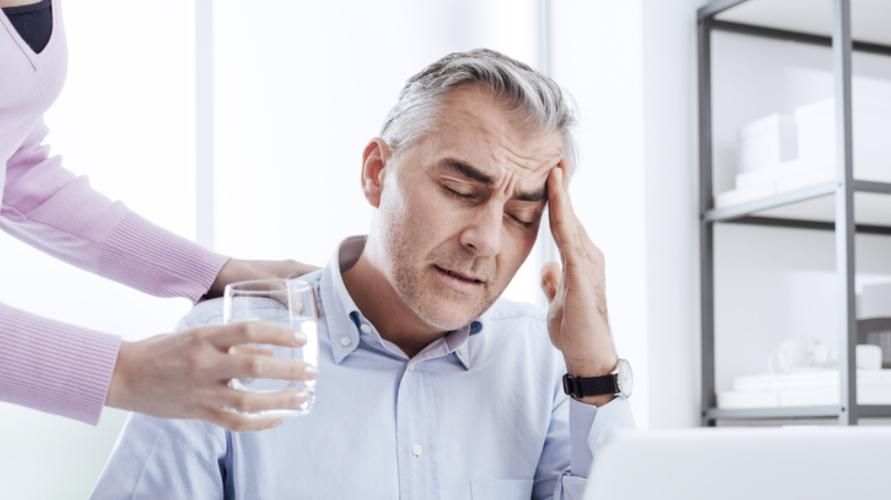 10 Sakit Kepala Semula jadi yang kuat Meringankan Minuman