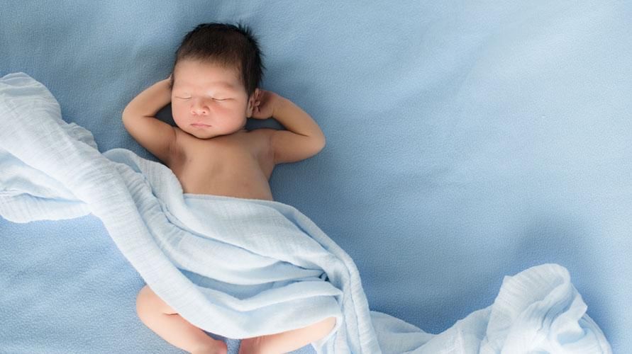 Fasce per neonati alla nascita, un fenomeno raro ogni 80.000 nascite