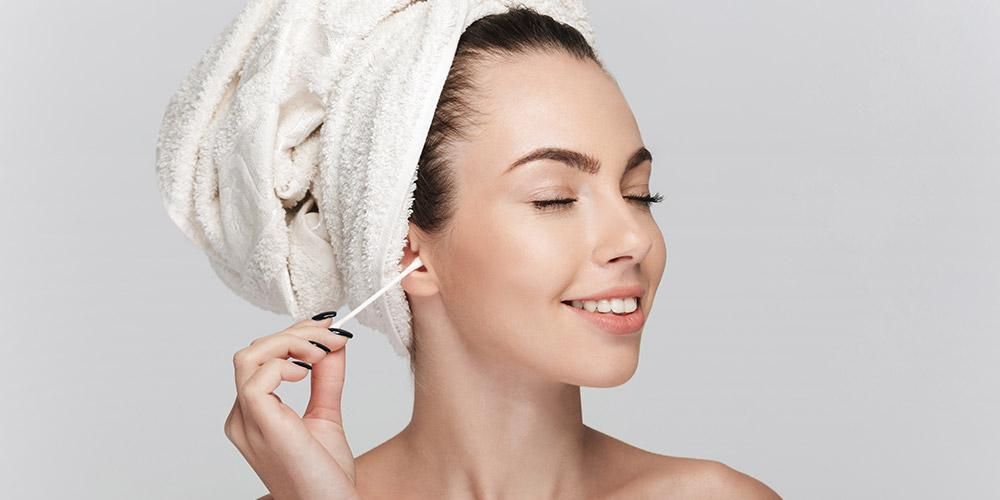 Научете как да почиствате ушите си, които са чисти и безопасни
