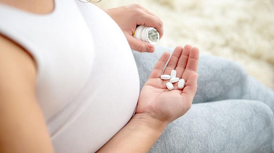 妊娠中の女性のためのアスピリンの消費、それは安全ですか？