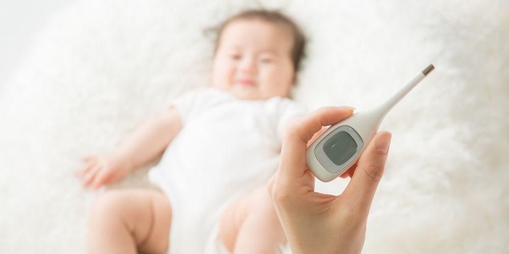 赤ちゃんの通常の体温は大人とは異なります。測定方法は次のとおりです。