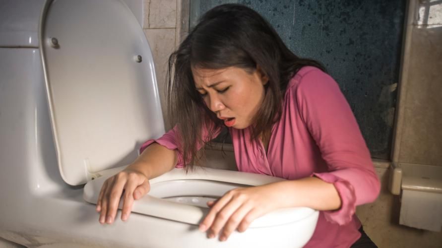 Varie cause di vomito giallo durante la gravidanza che devono essere osservate