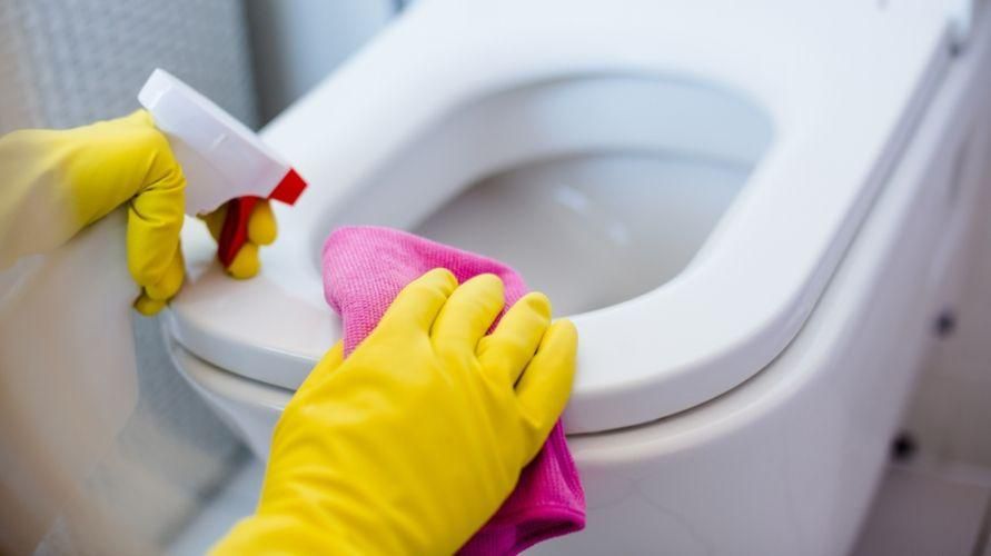 Как да почистите старателно банята и опасностите, ако е мръсна