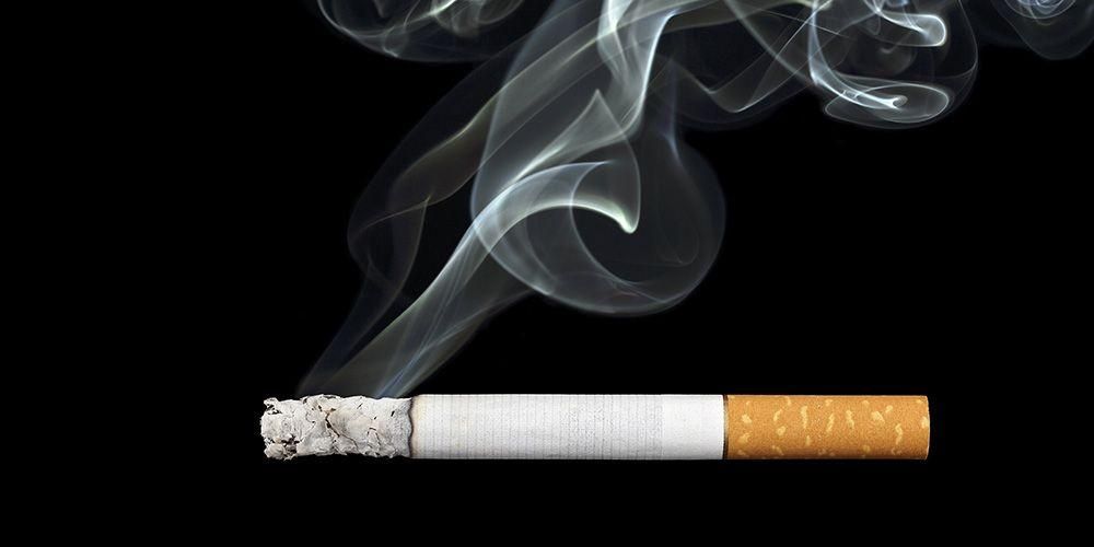 喫煙による咳は慢性の咳を引き起こす可能性があります