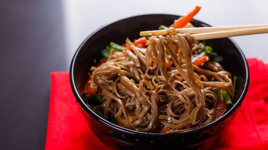 Soba Noodles dalla terra di Sakura: nutrizione, benefici e come servirli