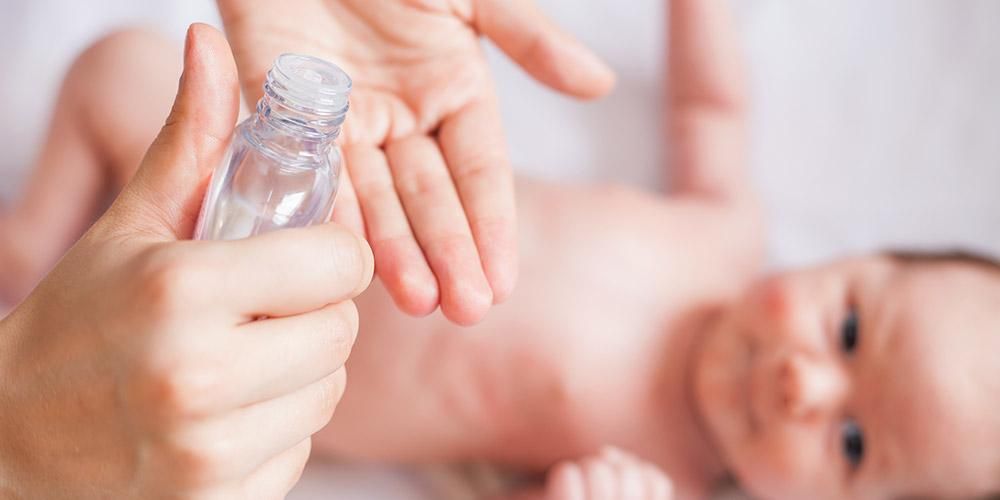 Khasiat Baby Telon Oil yang Baik untuk Kesihatan Anak Kecil Anda