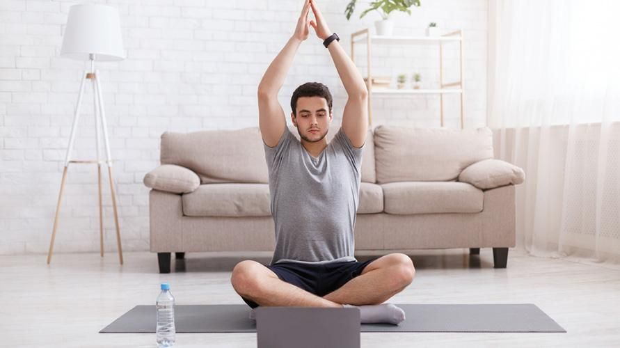 Satu siri kelebihan yoga untuk lelaki dan pelbagai pergerakan